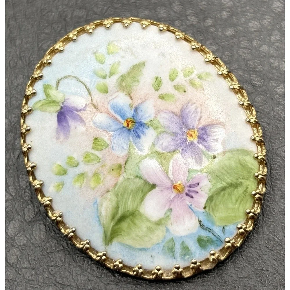 Vintage Hand Painted Porcelain Violet Pansy Flower Brooch Gold Tone
